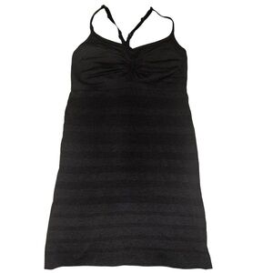 NWOT lululemon tank top with built in bra